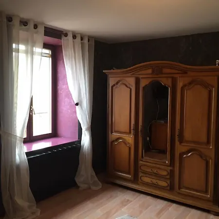 Au Repos De La *