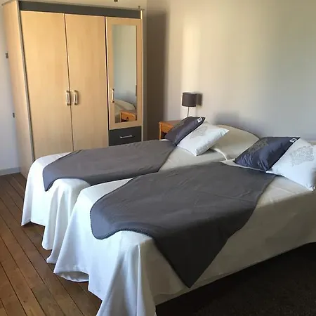 Au Repos De La