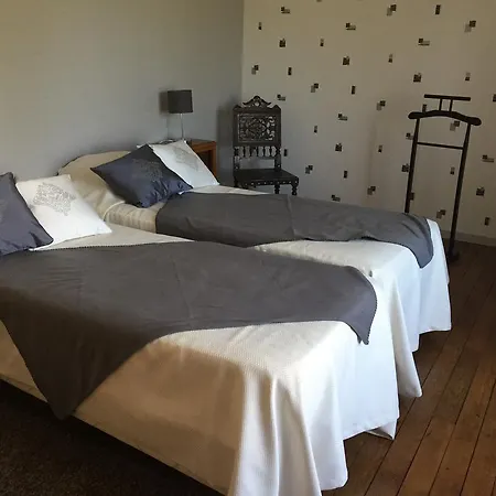 Au Repos De La Country house *