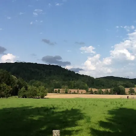 Au Repos De La Country house